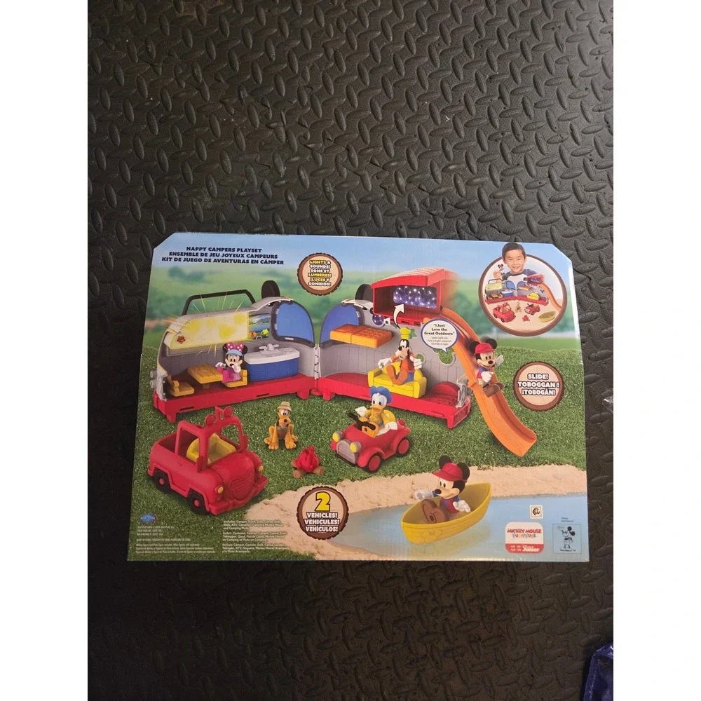 Disney Junior Mickey Happy Campers Playset RV Camper, Figures & Accessories (3+)
